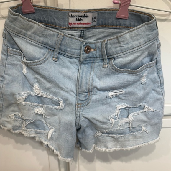 Abercrombie Kids Girls Light Washed High-Rise Mini Mom Short Size 9/10 - Picture 1 of 3